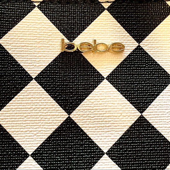 Bebe Black ‘n White Clutch/Wristlet - Picture 4 of 4